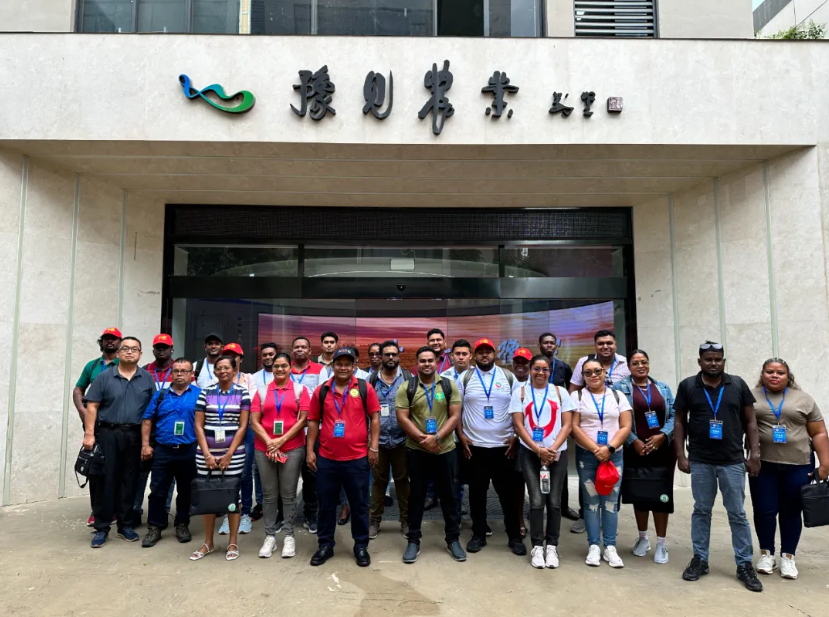 跨越大洋的农业对话｜圭亚那研修班莅临云飞科技参观交流