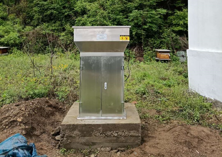 智能虫情测报灯:高空测报灯一款新型虫情测报工具